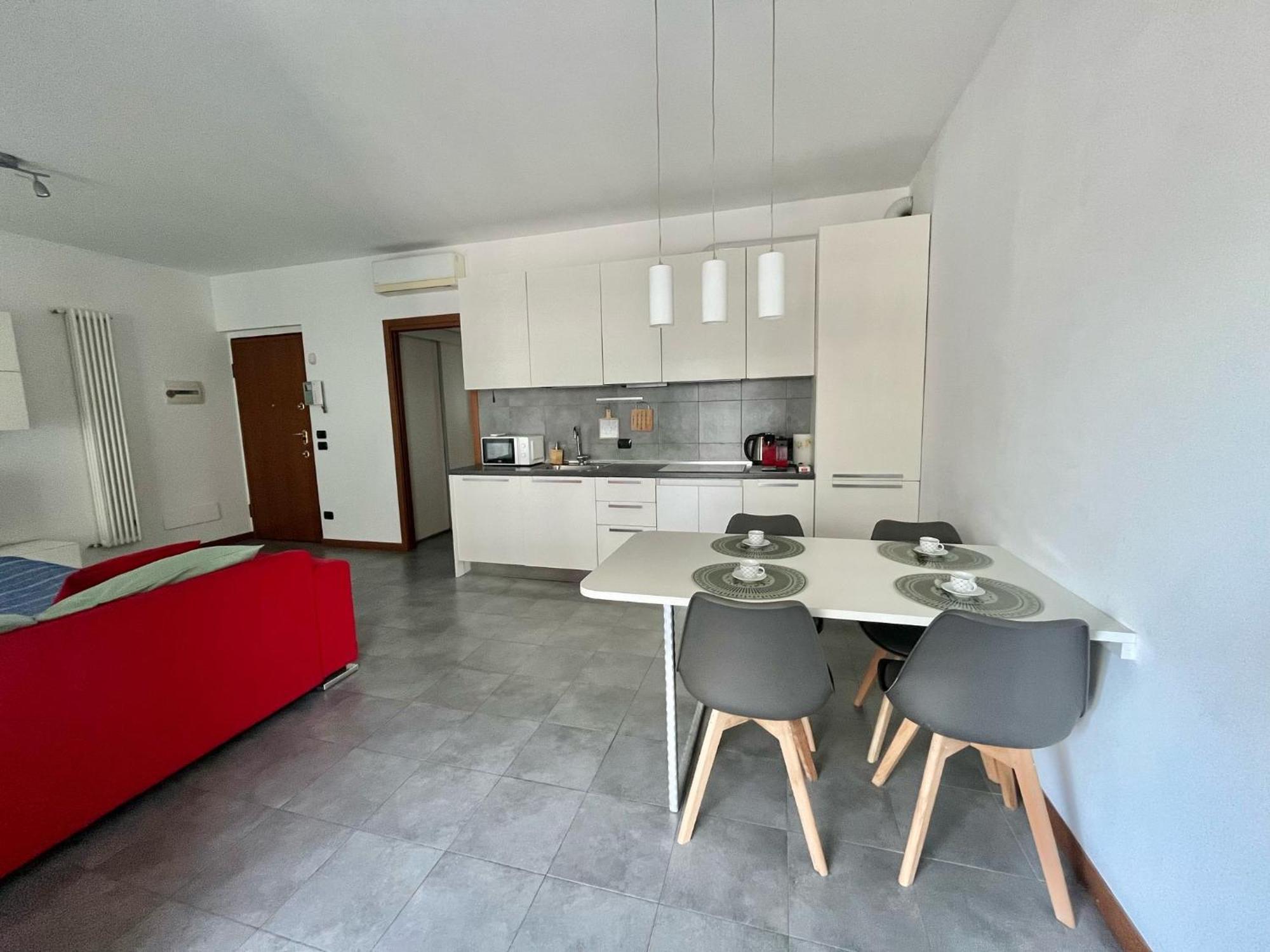 Apartment Santa Giulia Terrace - 15 Mins Center Milan